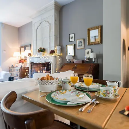 Entre Hotes La Rochelle (Charente-Maritime)