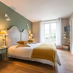 Entre Hotes Bed & Breakfast 3*