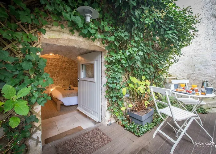 Entre Hotes Bed & Breakfast